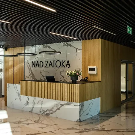 Z Widokiem Na Jezioro Ukiel I Przystan *